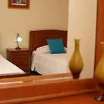 Villa Naomi - Large Garden And Terrace