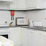 Villa Naomi - Large Garden And Terrace Albufeira