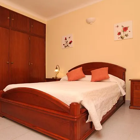 Naomi - Large Garden And Terrace Prázdninový dům *