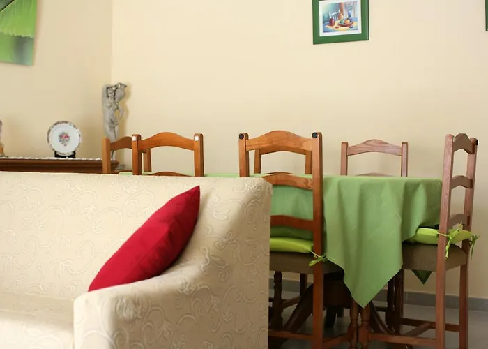 Βίλα Naomi - Large Garden And Terrace *